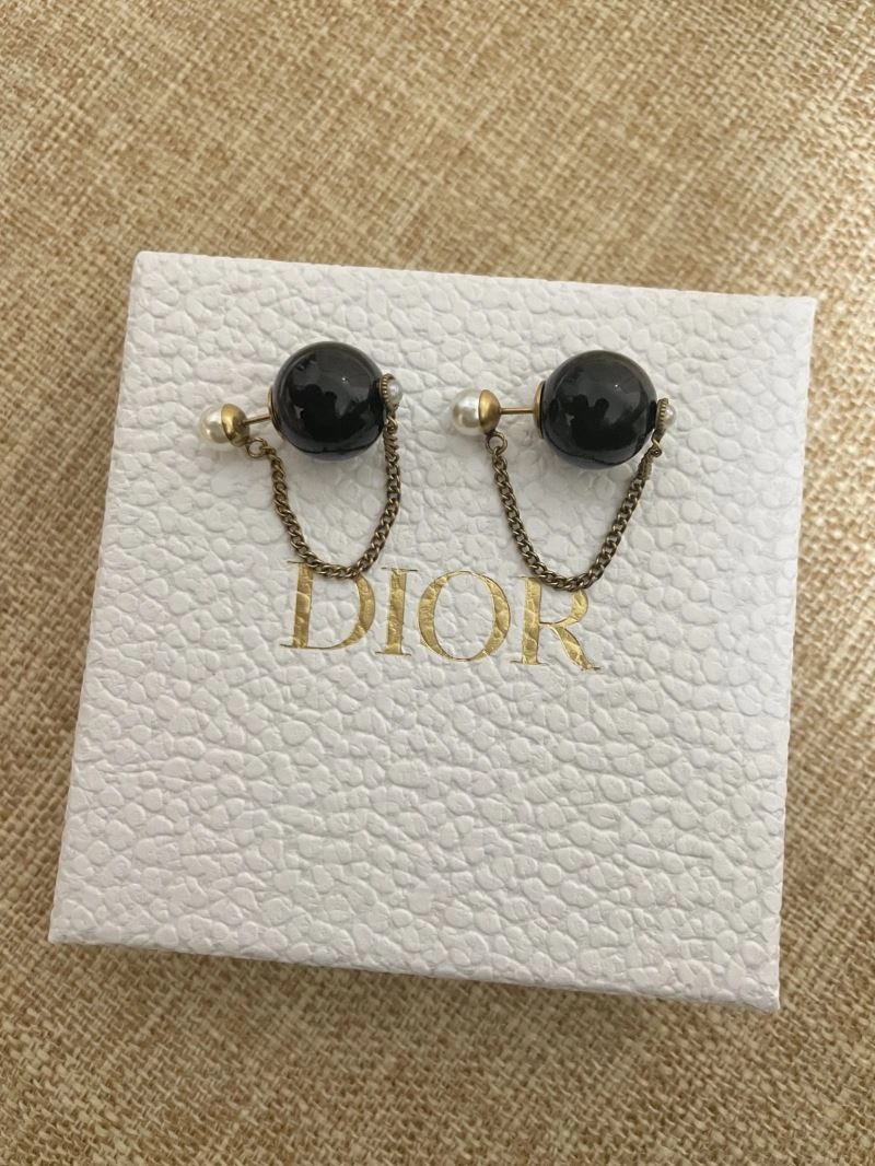 Christian Dxxr Earrings Modern 295362