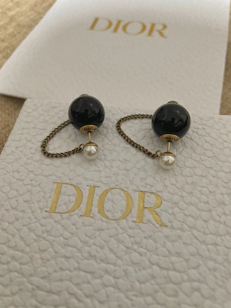 Christian Dxxr Earrings Modern 295362
