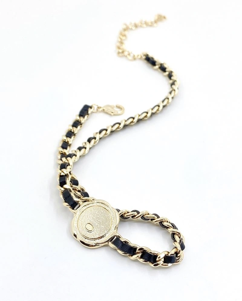 Chxnxl Brooches Resilient 292786
