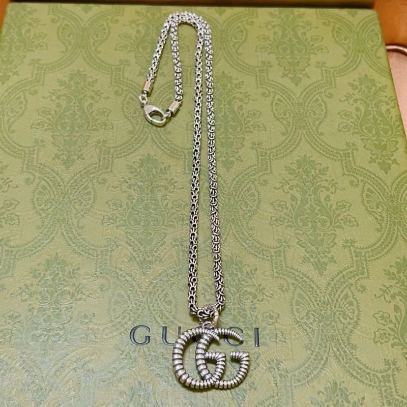 Cozy Gxccx Necklaces 306539