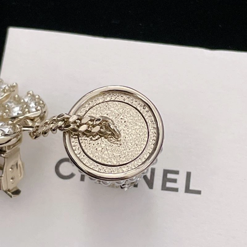 Timeless Chxnxl Brooches 292772