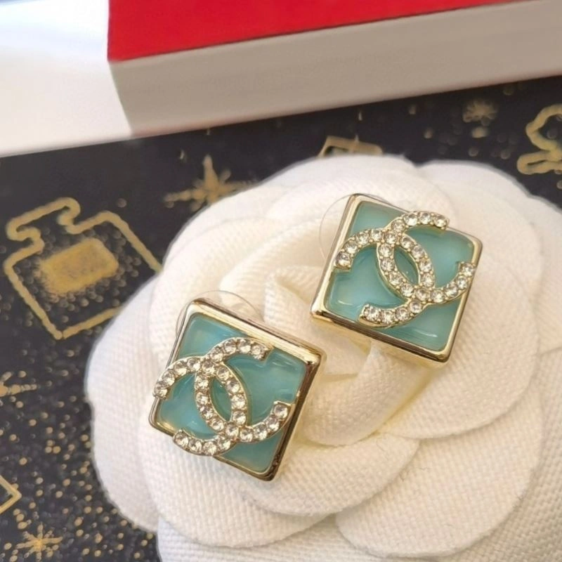 Vibrant Chxnxl Earrings 291703