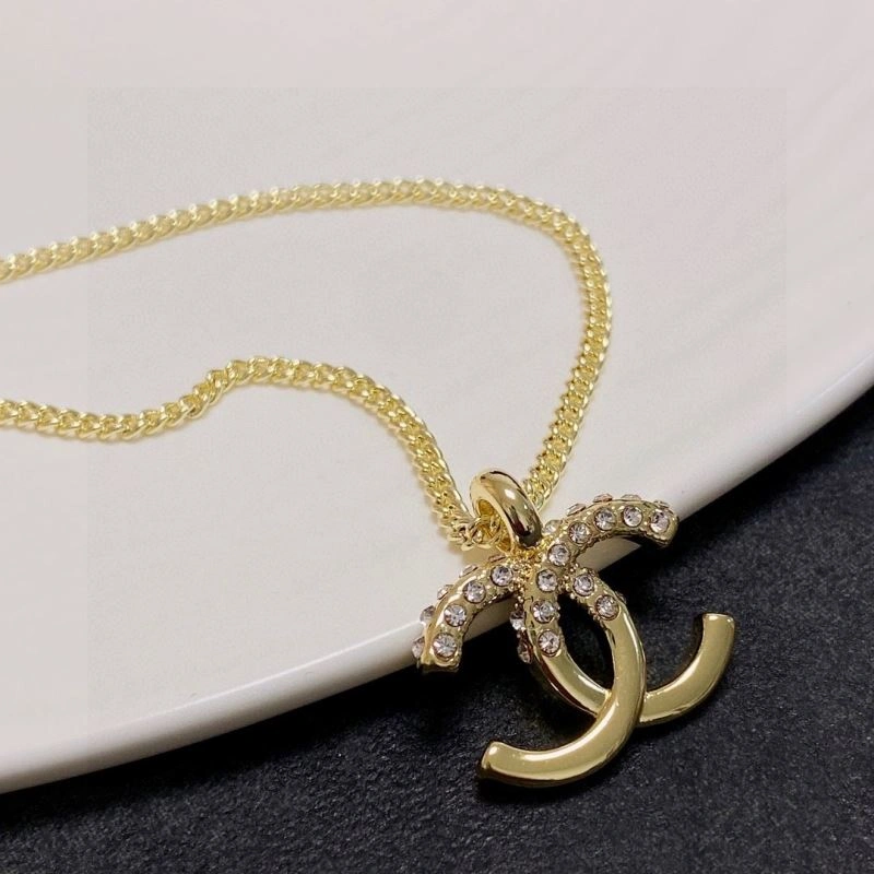 Flexible Chxnxl Brooches 292777