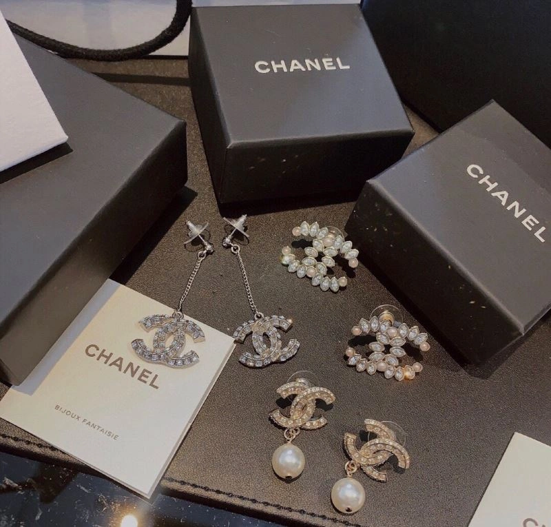 Chxnxl Earrings Sophisticated 291691