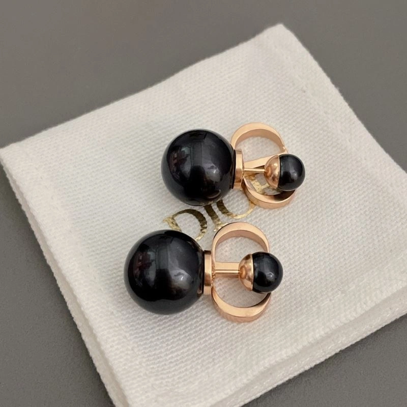 Christian Dxxr Earrings Durable 295363
