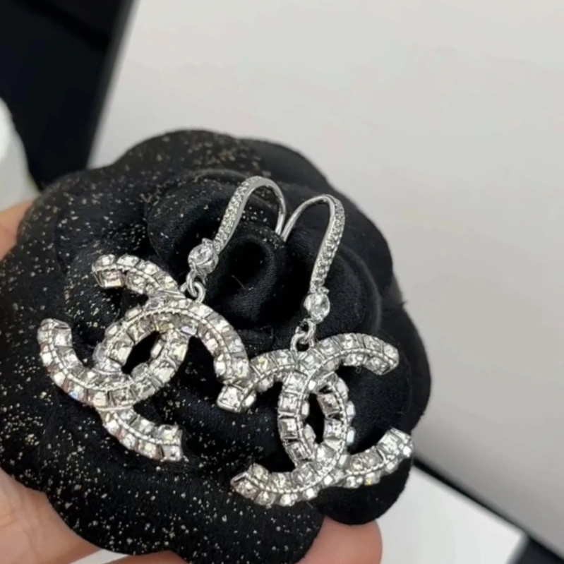 Chxnxl Earrings Functional 291684