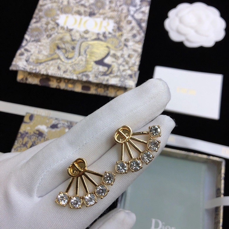 Cozy Christian Dxxr Earrings 295350