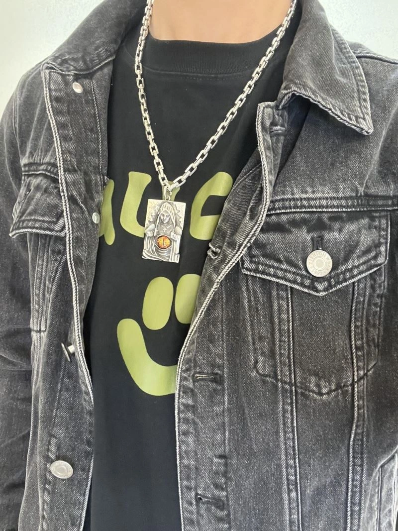 Resilient Gxccx Necklaces 306517