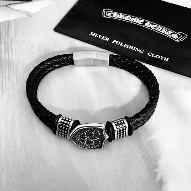 WellDesigned Chrxmx Hxxrts Bracelets 301442