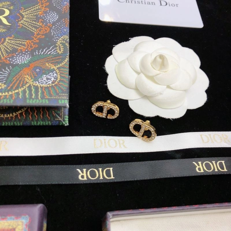 Christian Dxxr Earrings TopPick 295351