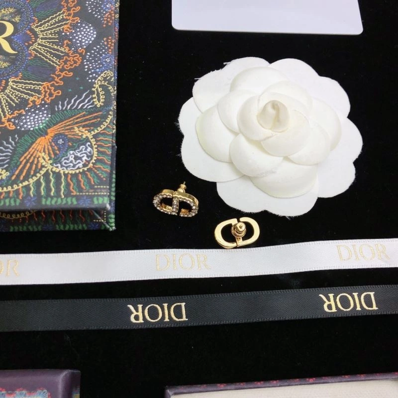 Christian Dxxr Earrings TopPick 295351