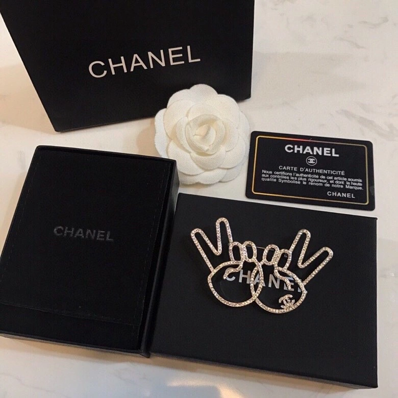 Trendy Chxnxl Brooches 292753