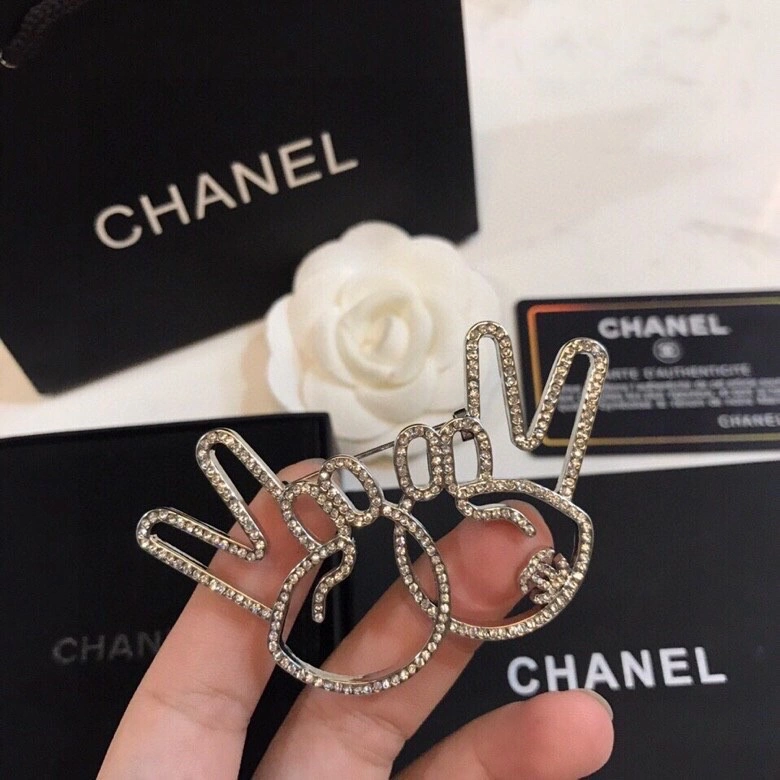 Trendy Chxnxl Brooches 292753
