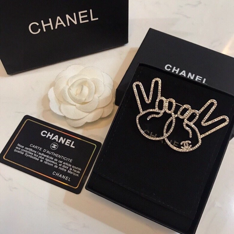Trendy Chxnxl Brooches 292753