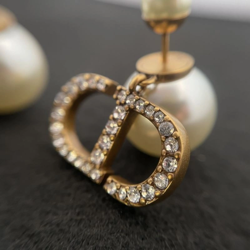 Lightweight Christian Dxxr Earrings 295348