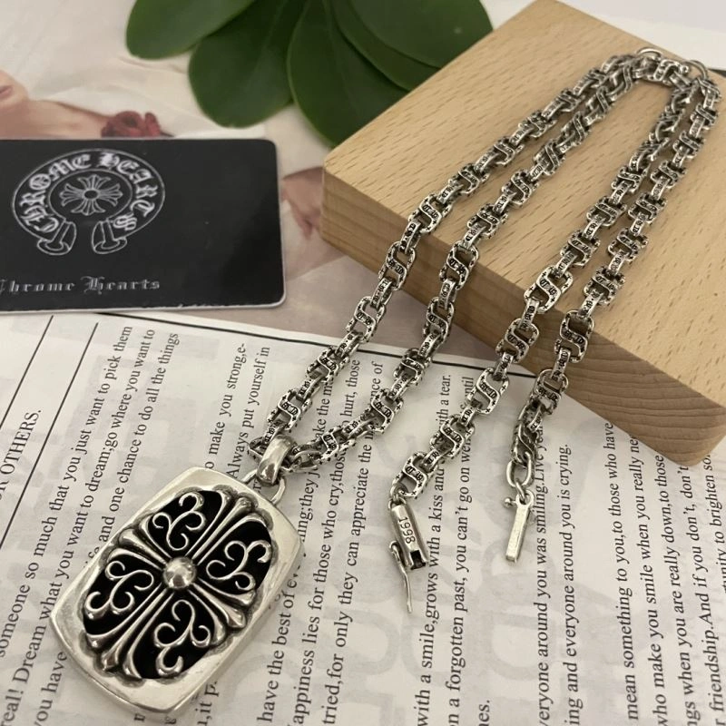 Functional Chrxmx Hxxrts Necklaces 300981