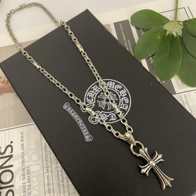 Trendy Chrxmx Hxxrts Necklaces 300941