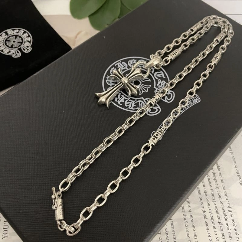 Trendy Chrxmx Hxxrts Necklaces 300941