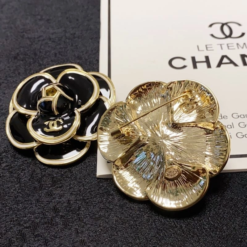 Chxnxl Brooches Cozy 292740
