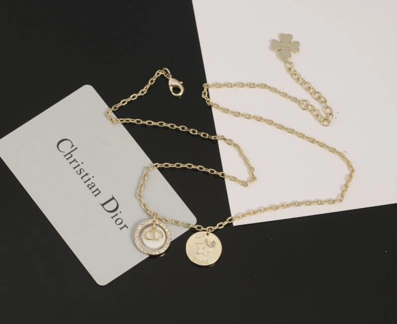 Christian Dxxr Necklaces Cozy 295109
