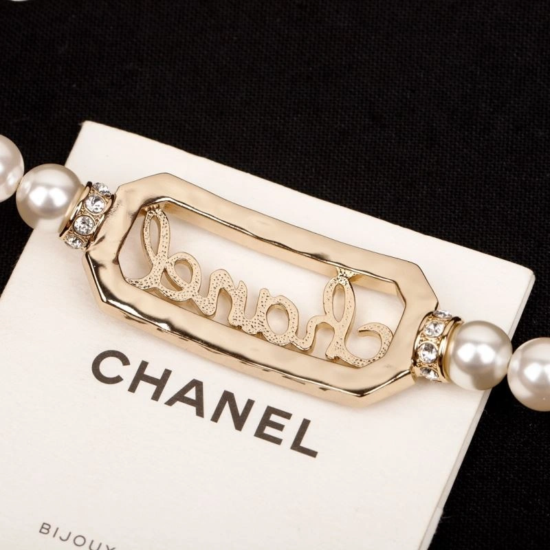 Fashionable Chxnxl Brooches 292735