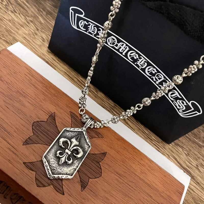Sleek Chrxmx Hxxrts Necklaces 300942