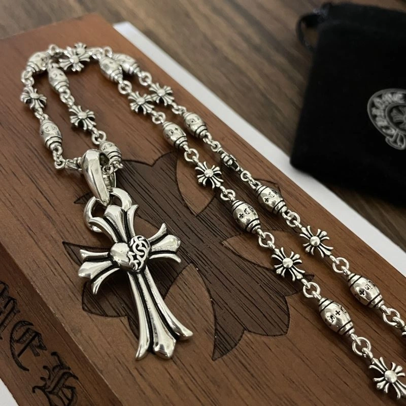 Soft Chrxmx Hxxrts Necklaces 300913