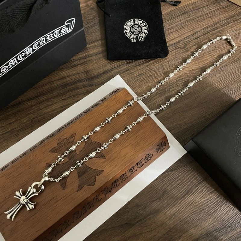 Soft Chrxmx Hxxrts Necklaces 300913