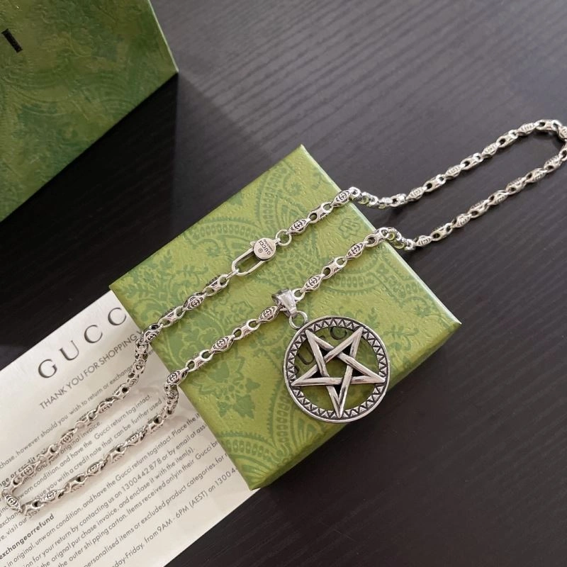 Versatile Gxccx Necklaces 306500