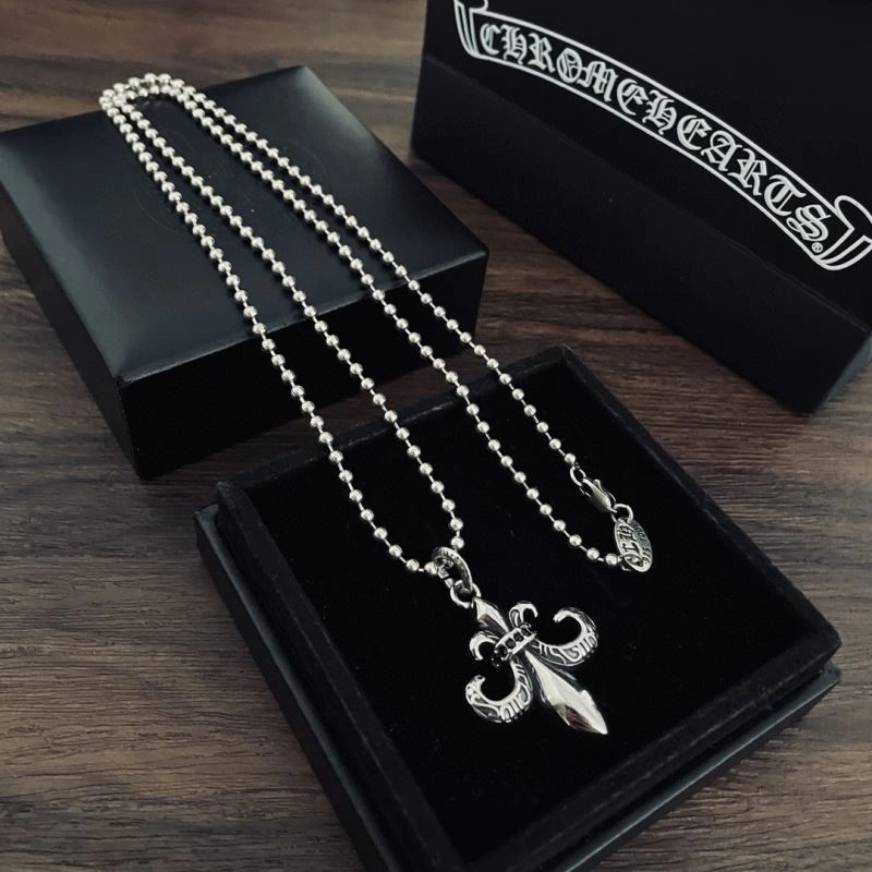 Chrxmx Hxxrts Necklaces Practical 300919