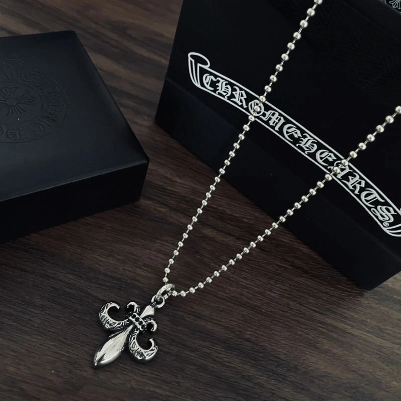 Chrxmx Hxxrts Necklaces Practical 300919