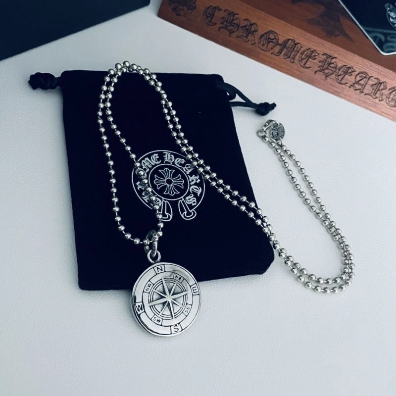 Affordable Chrxmx Hxxrts Necklaces 300925