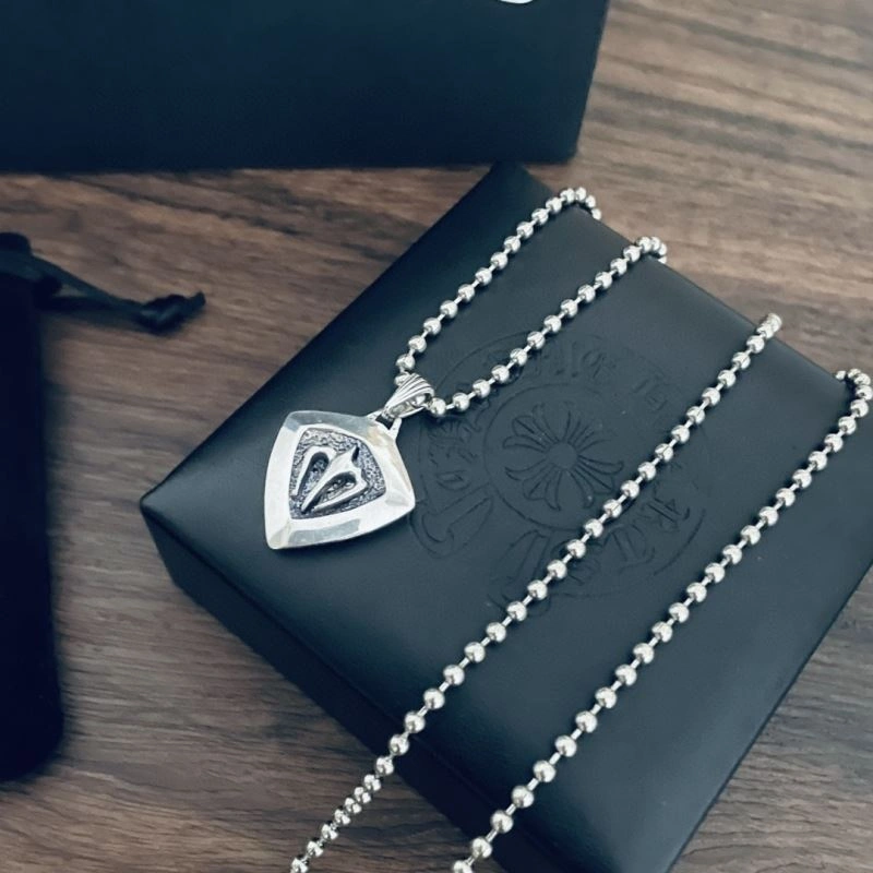 Chrxmx Hxxrts Necklaces Refined 300922