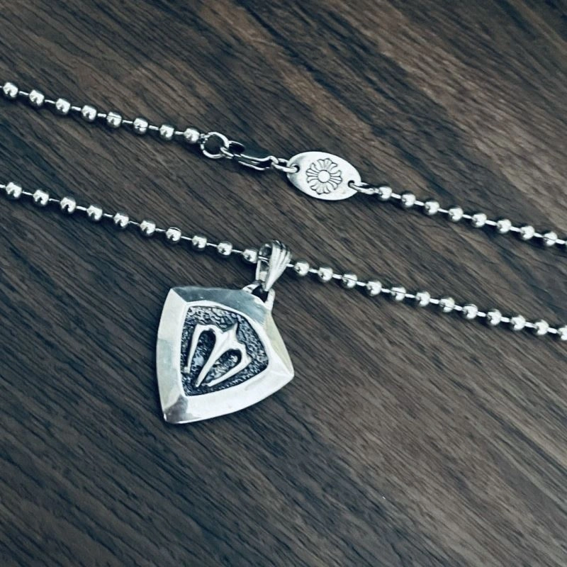 Chrxmx Hxxrts Necklaces Refined 300922