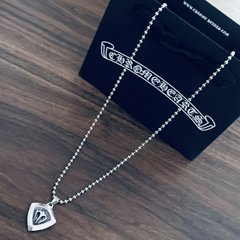 Chrxmx Hxxrts Necklaces Refined 300922