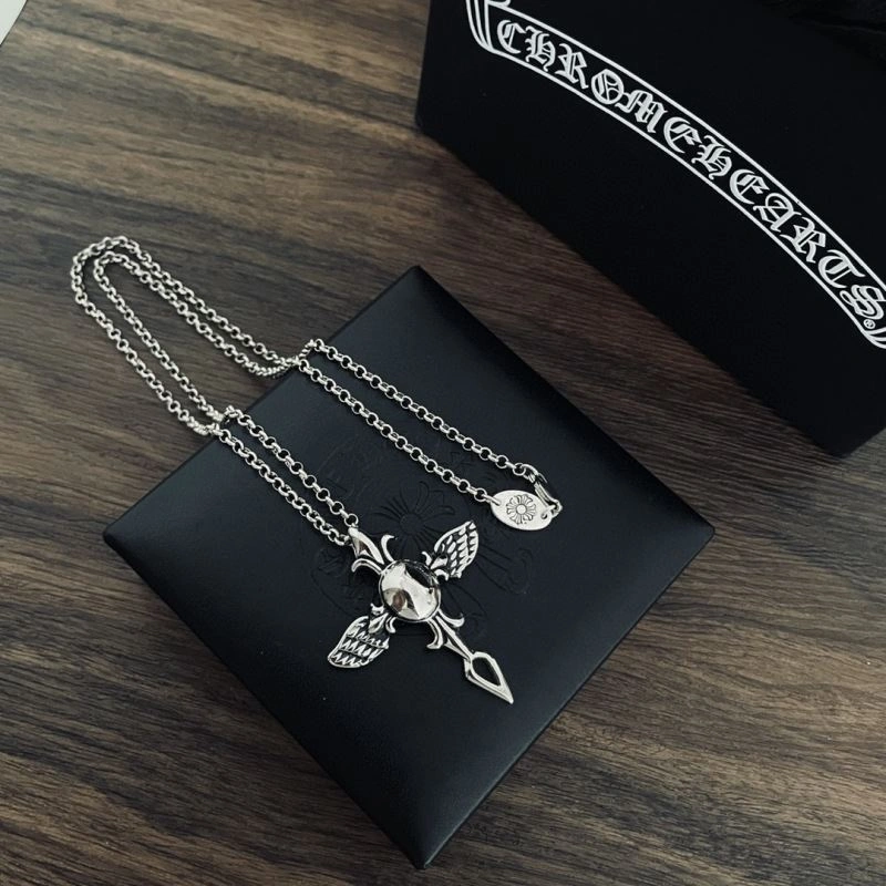 Chrxmx Hxxrts Necklaces GoodFit 300917
