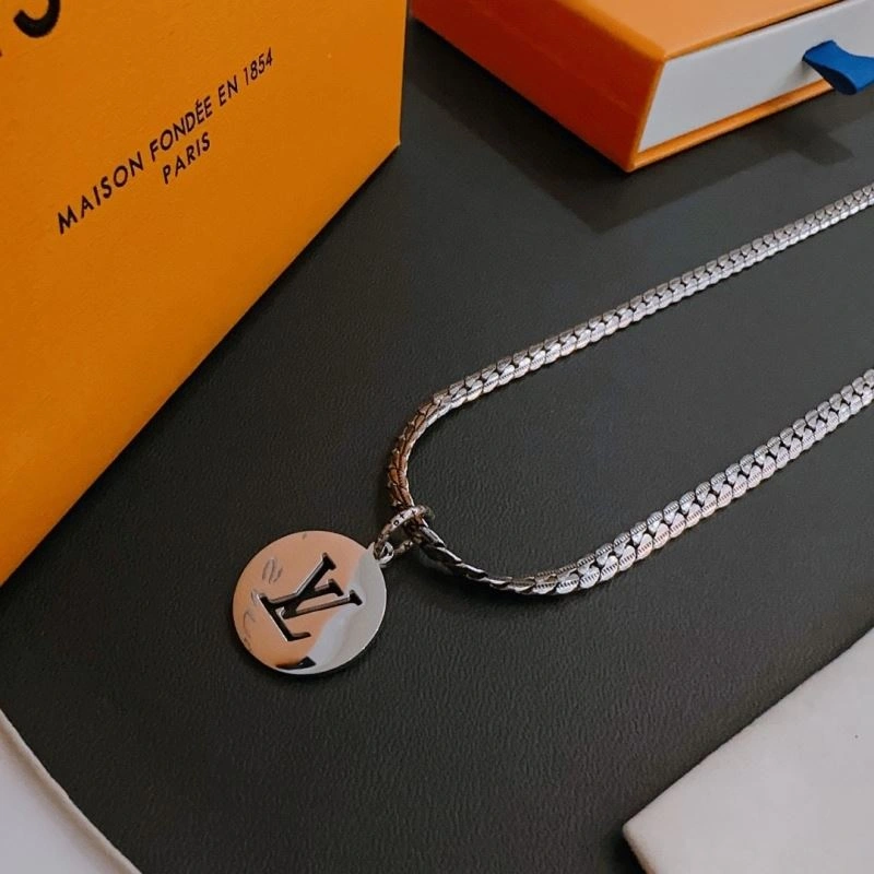 NewStyle LX Necklaces 311484