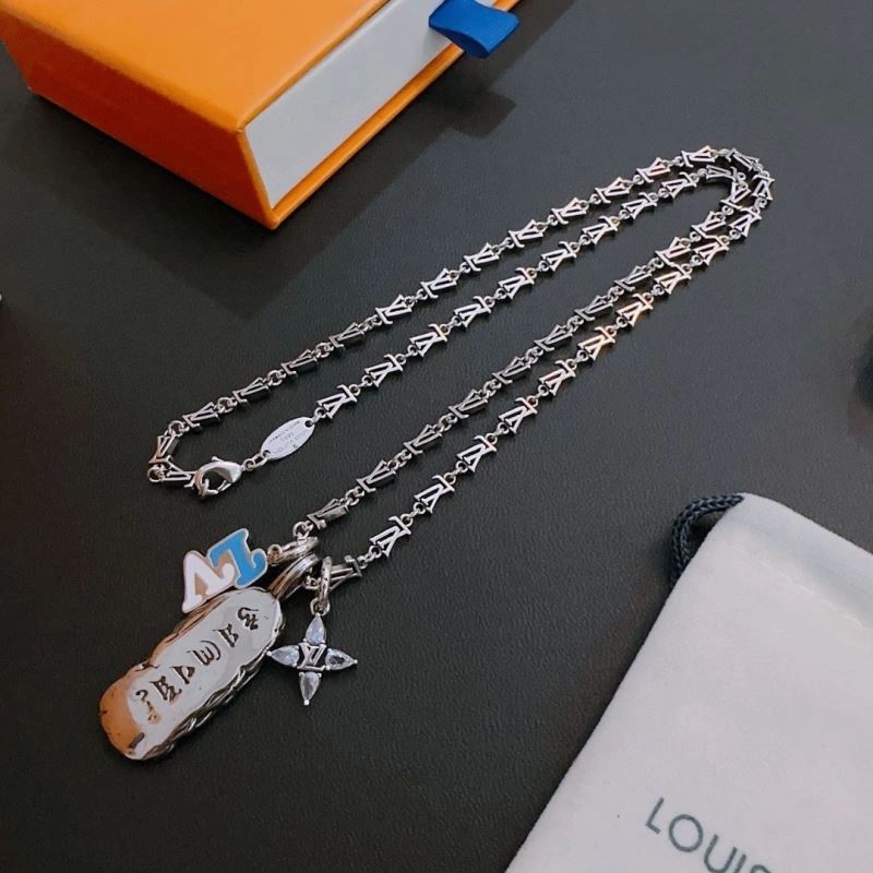 LX Necklaces Sleek 311481