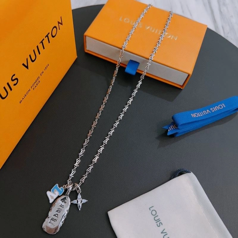 LX Necklaces Sleek 311481