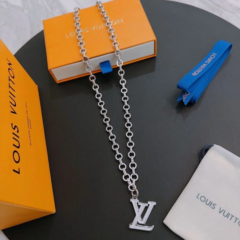 LX Necklaces Compact 311476