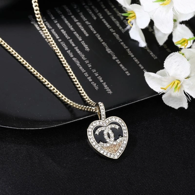 Compact Chxnxl Brooches 292732