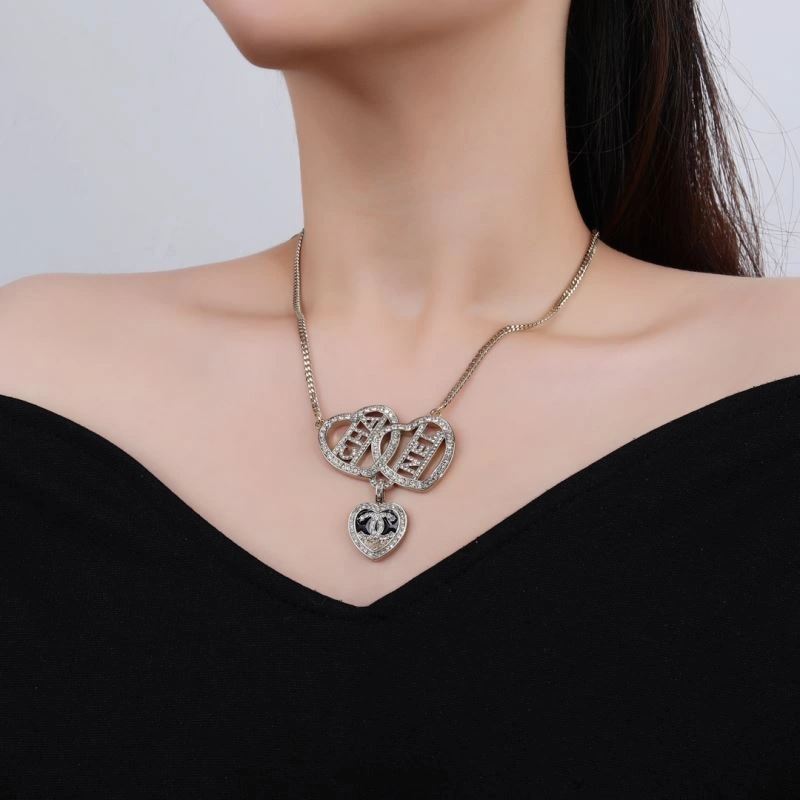 Chxnxl Brooches Sleek 292719