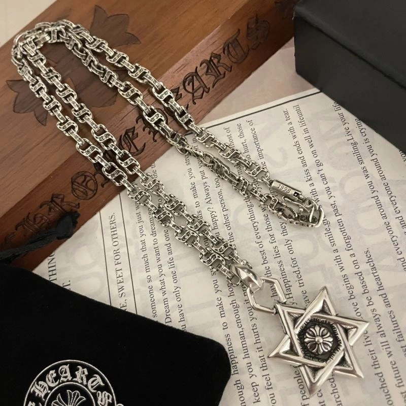 Modern Chrxmx Hxxrts Necklaces 300905