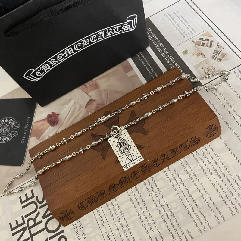Cozy Chrxmx Hxxrts Necklaces 300928