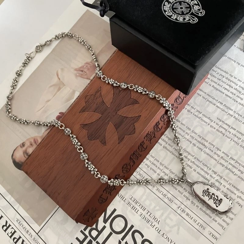 Fashionable Chrxmx Hxxrts Necklaces 300920
