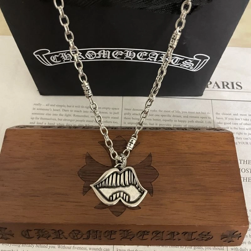 Unique Chrxmx Hxxrts Necklaces 300909