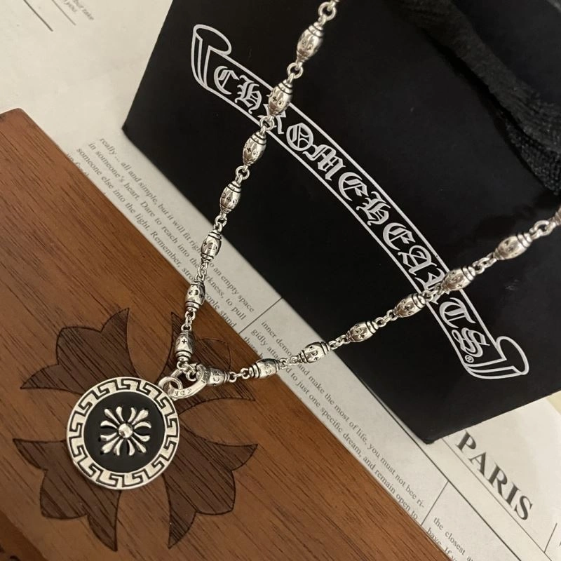 GoodFit Chrxmx Hxxrts Necklaces 300902