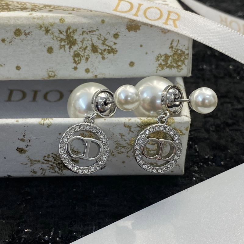 Christian Dxxr Earrings Affordable 295342