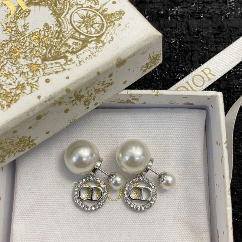 Christian Dxxr Earrings Affordable 295342