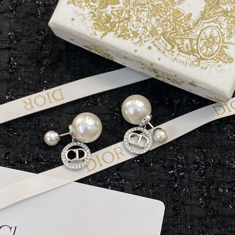 Christian Dxxr Earrings Affordable 295342